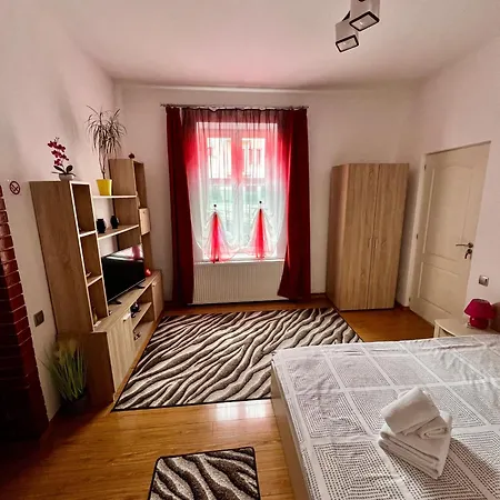Ferienwohnung Vio'S Getaway Hermannstadt Exterior foto
